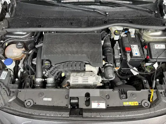 PEUGEOT 208 II - voiture d'occasion - Photo 19