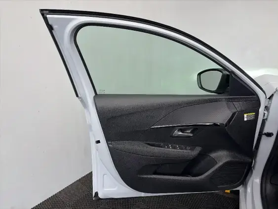 PEUGEOT 208 II - voiture d'occasion - Photo 19