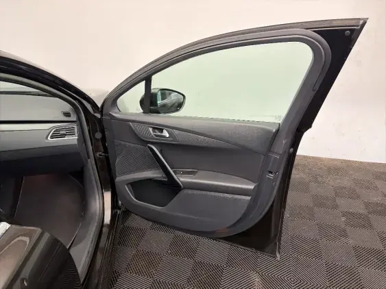 PEUGEOT 508 - voiture d'occasion - Photo 20