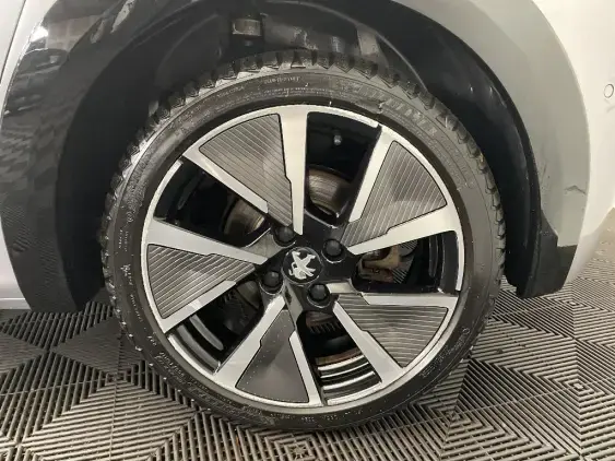 PEUGEOT 208 ELECTRIQUE II - voiture d'occasion - Photo 24