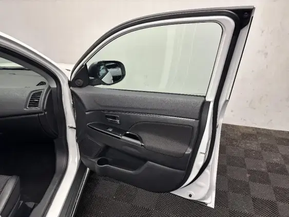 PEUGEOT 4008 - voiture d'occasion - Photo 17