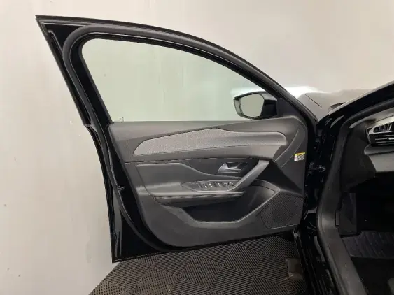 PEUGEOT 308 III - voiture d'occasion - Photo 19