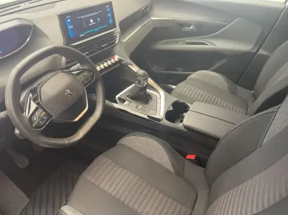 PEUGEOT 3008 II - voiture d'occasion - Photo 18