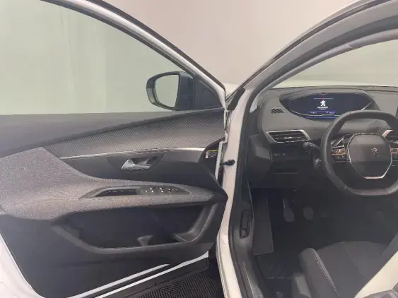 PEUGEOT 3008 II - voiture d'occasion - Photo 19