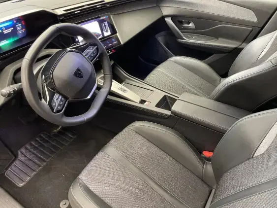 PEUGEOT 308 III - voiture d'occasion - Photo 18