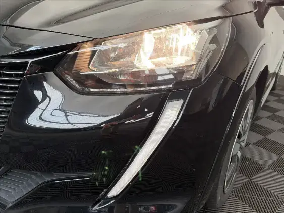 PEUGEOT 208 ELECTRIQUE II - voiture d'occasion - Photo 21
