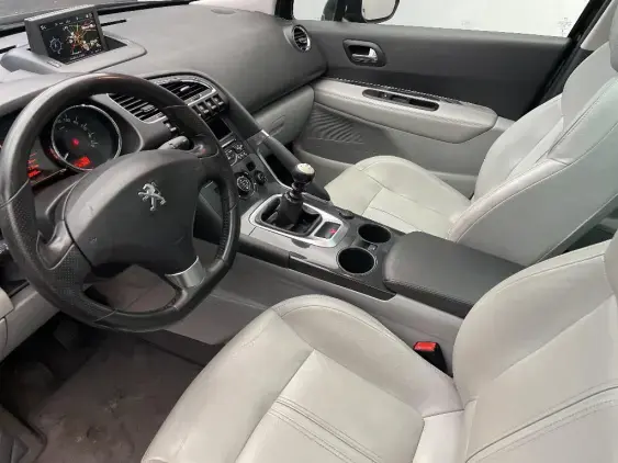 PEUGEOT 3008 - voiture d'occasion - Photo 18