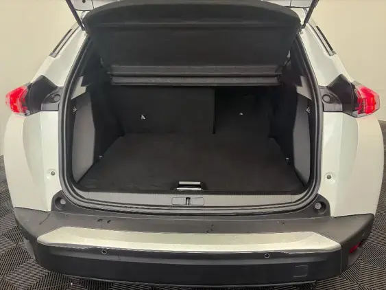 PEUGEOT 2008 ELECTRIQUE II - voiture d'occasion - Photo 16