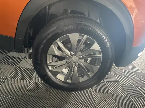 PEUGEOT 2008 II - voiture d'occasion - Photo 22