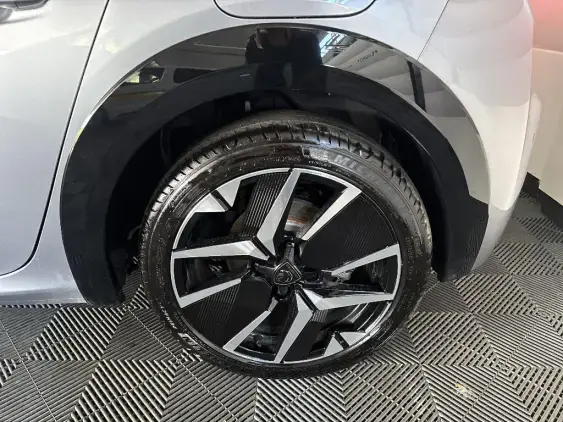 PEUGEOT 208 ELECTRIQUE II - voiture d'occasion - Photo 21