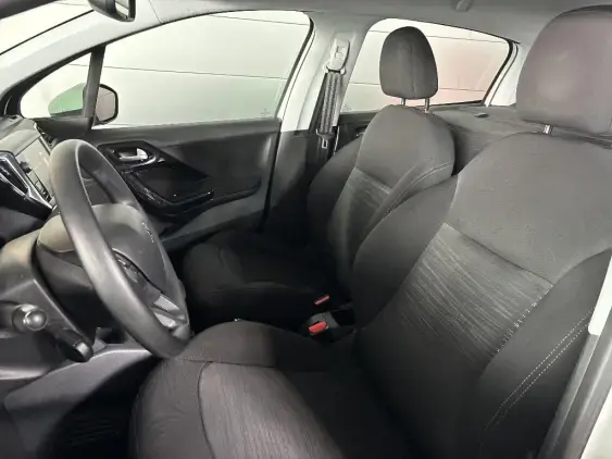 PEUGEOT 208 AFFAIRE - voiture d'occasion - Photo 16