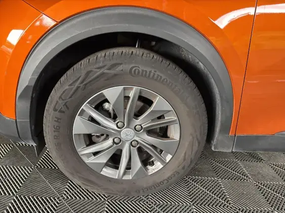 PEUGEOT 2008 II - voiture d'occasion - Photo 20