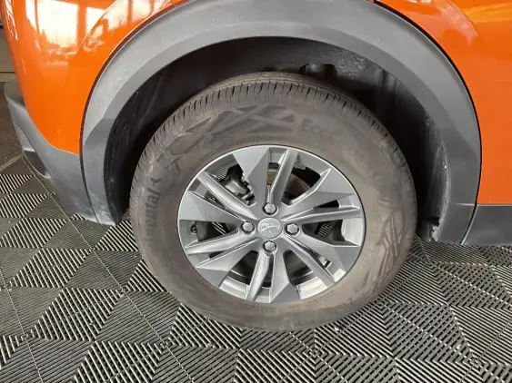 PEUGEOT 2008 II - voiture d'occasion - Photo 22