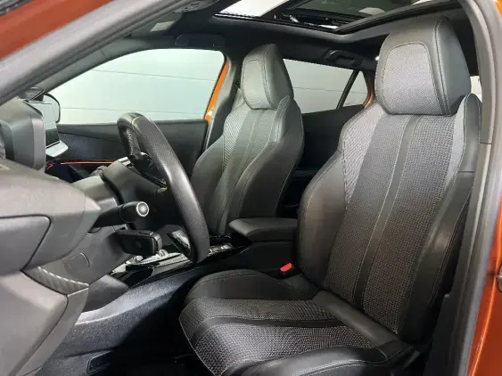 PEUGEOT 2008 ELECTRIQUE II - voiture d'occasion - Photo 17