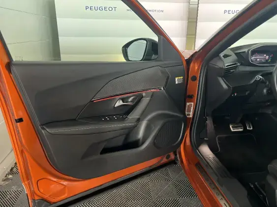 PEUGEOT 2008 ELECTRIQUE II - voiture d'occasion - Photo 18