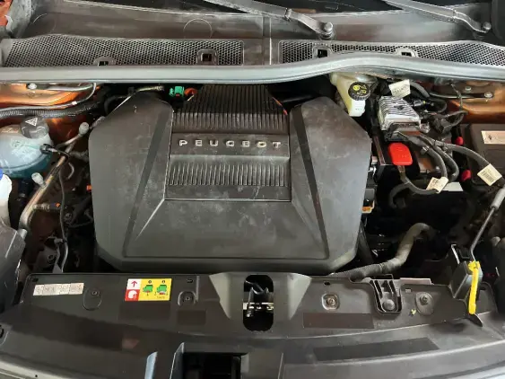 PEUGEOT 2008 ELECTRIQUE II - voiture d'occasion - Photo 20