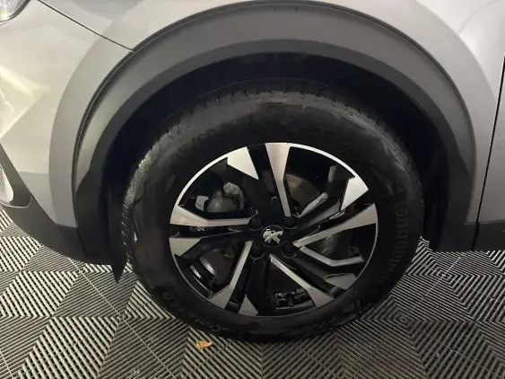 PEUGEOT 2008 II - voiture d'occasion - Photo 20