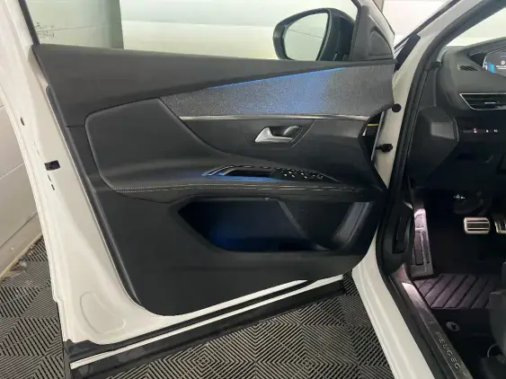 PEUGEOT 3008 II - voiture d'occasion - Photo 18