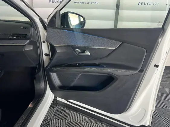 PEUGEOT 3008 II - voiture d'occasion - Photo 19