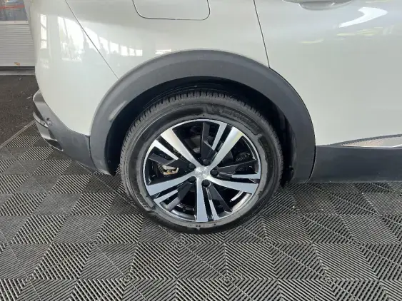 PEUGEOT 3008 II - voiture d'occasion - Photo 24