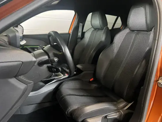 PEUGEOT 2008 - voiture d'occasion - Photo 17