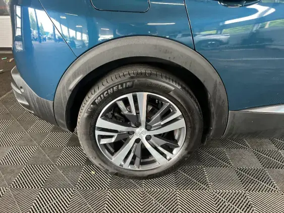 PEUGEOT 3008 II - voiture d'occasion - Photo 24