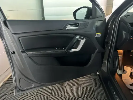 PEUGEOT 308 SW III - voiture d'occasion - Photo 18