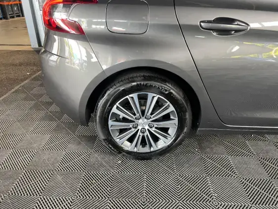 PEUGEOT 308 SW III - voiture d'occasion - Photo 24