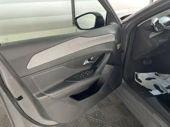 PEUGEOT 308 III - voiture d'occasion - Photo 14