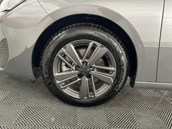 PEUGEOT 308 III - voiture d'occasion - Photo 17