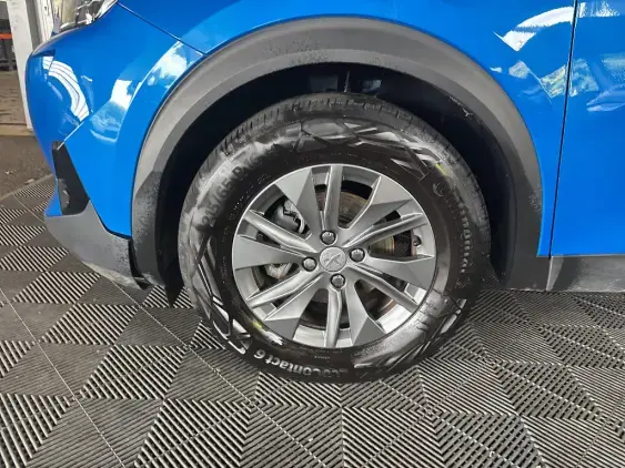 PEUGEOT 2008 II - voiture d'occasion - Photo 20