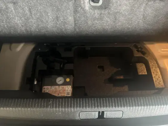 PEUGEOT 2008 ELECTRIQUE II - voiture d'occasion - Photo 16