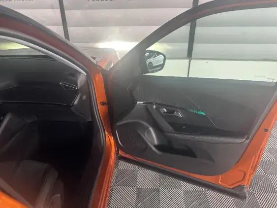 PEUGEOT 2008 ELECTRIQUE II - voiture d'occasion - Photo 19