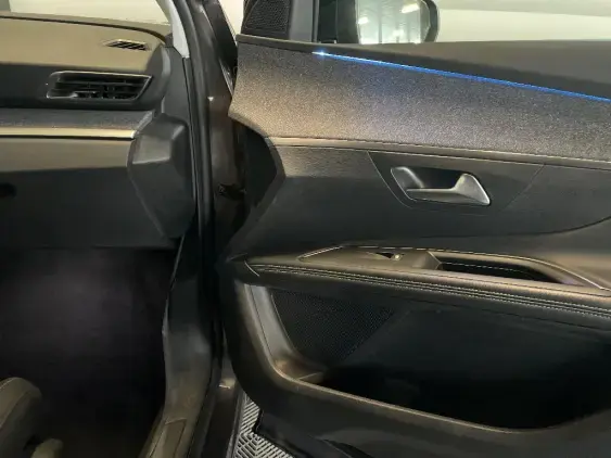 PEUGEOT 3008 II - voiture d'occasion - Photo 19