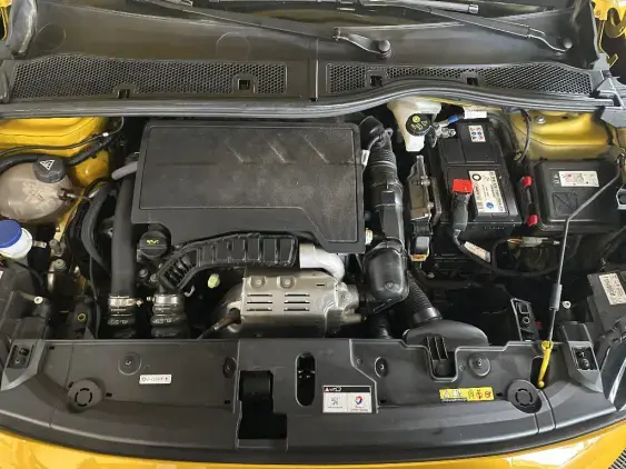 PEUGEOT 208 BUSINESS R II - voiture d'occasion - Photo 19