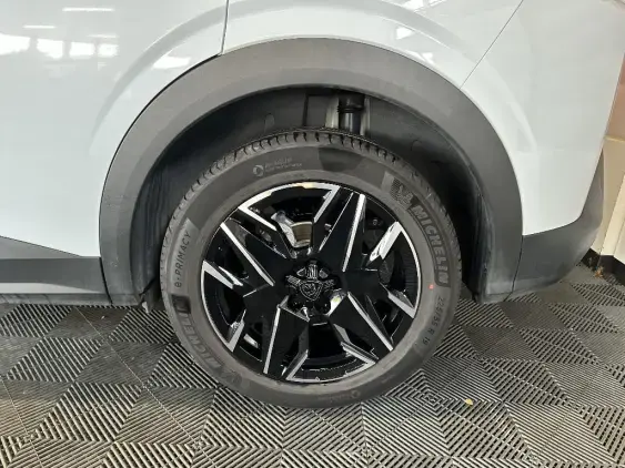 PEUGEOT 3008 III - voiture d'occasion - Photo 21