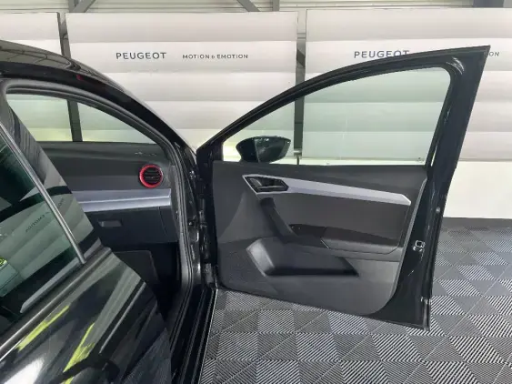 SEAT IBIZA V - voiture d'occasion - Photo 19