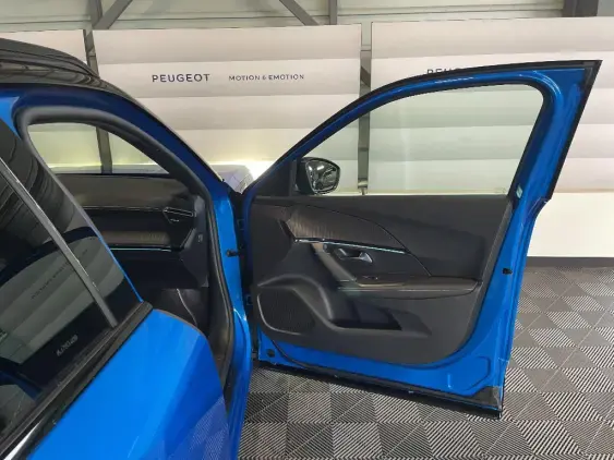 PEUGEOT 2008 II - voiture d'occasion - Photo 18