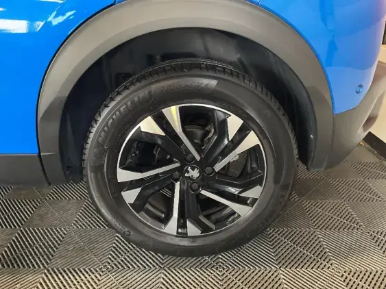 PEUGEOT 2008 II - voiture d'occasion - Photo 22