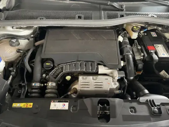 PEUGEOT 2008 II - voiture d'occasion - Photo 20