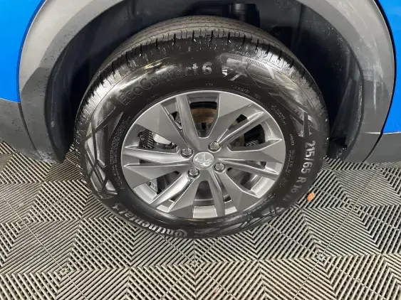 PEUGEOT 2008 II - voiture d'occasion - Photo 23