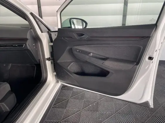 VOLKSWAGEN GOLF VIII - voiture d'occasion - Photo 18