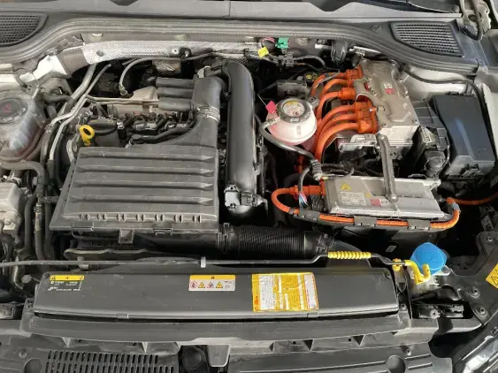 VOLKSWAGEN GOLF VIII - voiture d'occasion - Photo 19