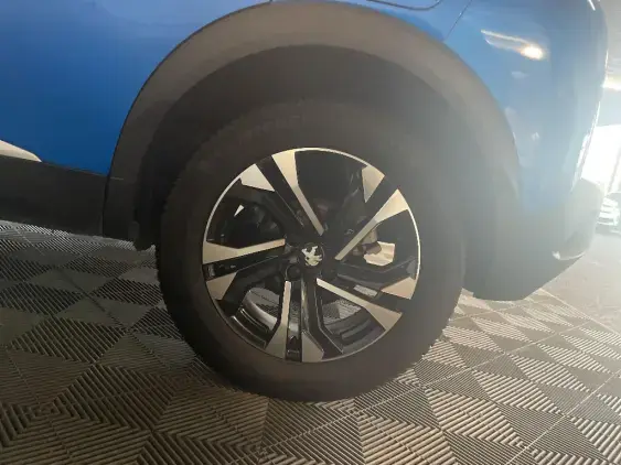 PEUGEOT 2008 II - voiture d'occasion - Photo 22