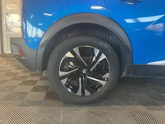 PEUGEOT 2008 II - voiture d'occasion - Photo 23