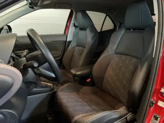 TOYOTA YARIS CROSS I - voiture d'occasion - Photo 17