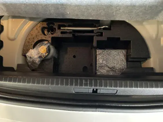 PEUGEOT 208 ELECTRIQUE II - voiture d'occasion - Photo 16