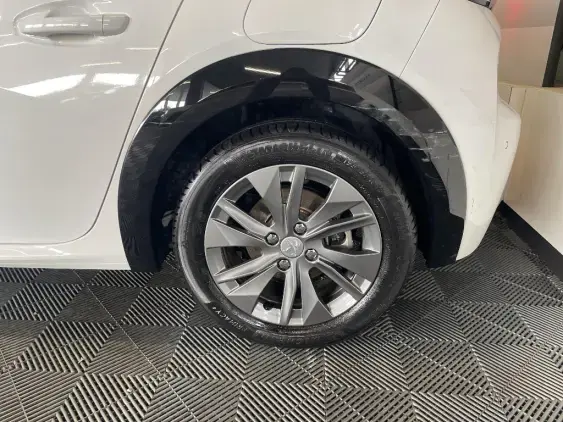 PEUGEOT 208 ELECTRIQUE II - voiture d'occasion - Photo 23