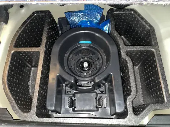 PEUGEOT 208 BUSINESS R II - voiture d'occasion - Photo 15