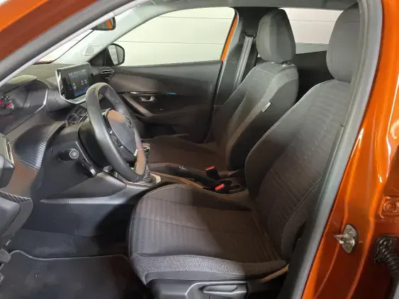 PEUGEOT 2008 II - voiture d'occasion - Photo 17